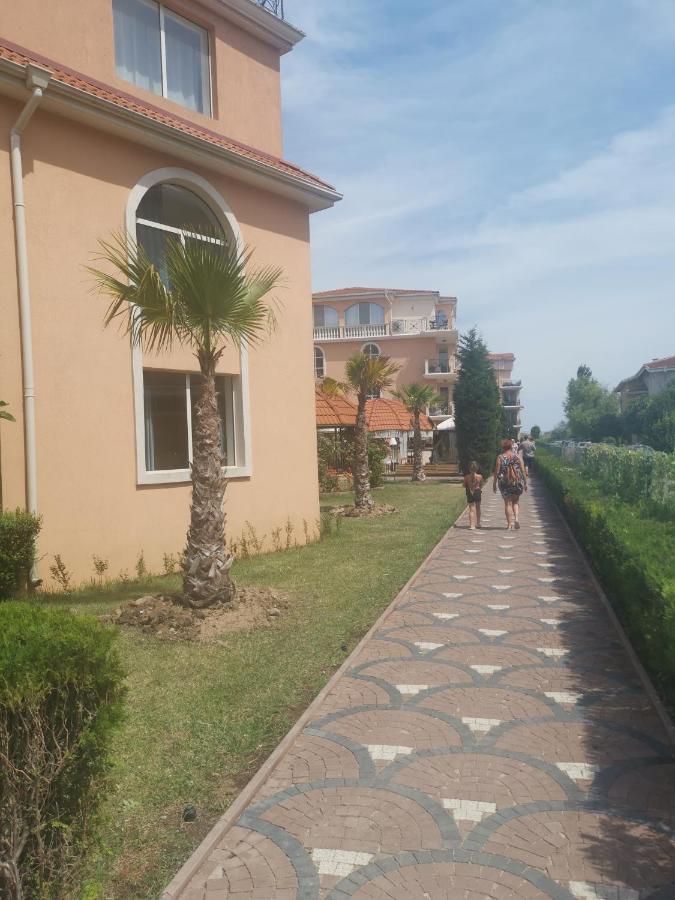 Hacienda Beach Apartment Mit Meerblick Sozopol Exterior foto